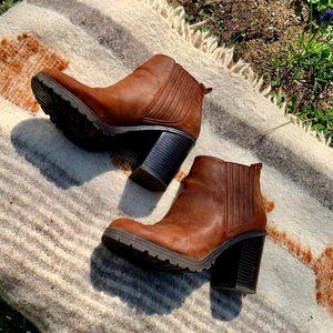 Brown ankle boots chunky heel Sam & Libby